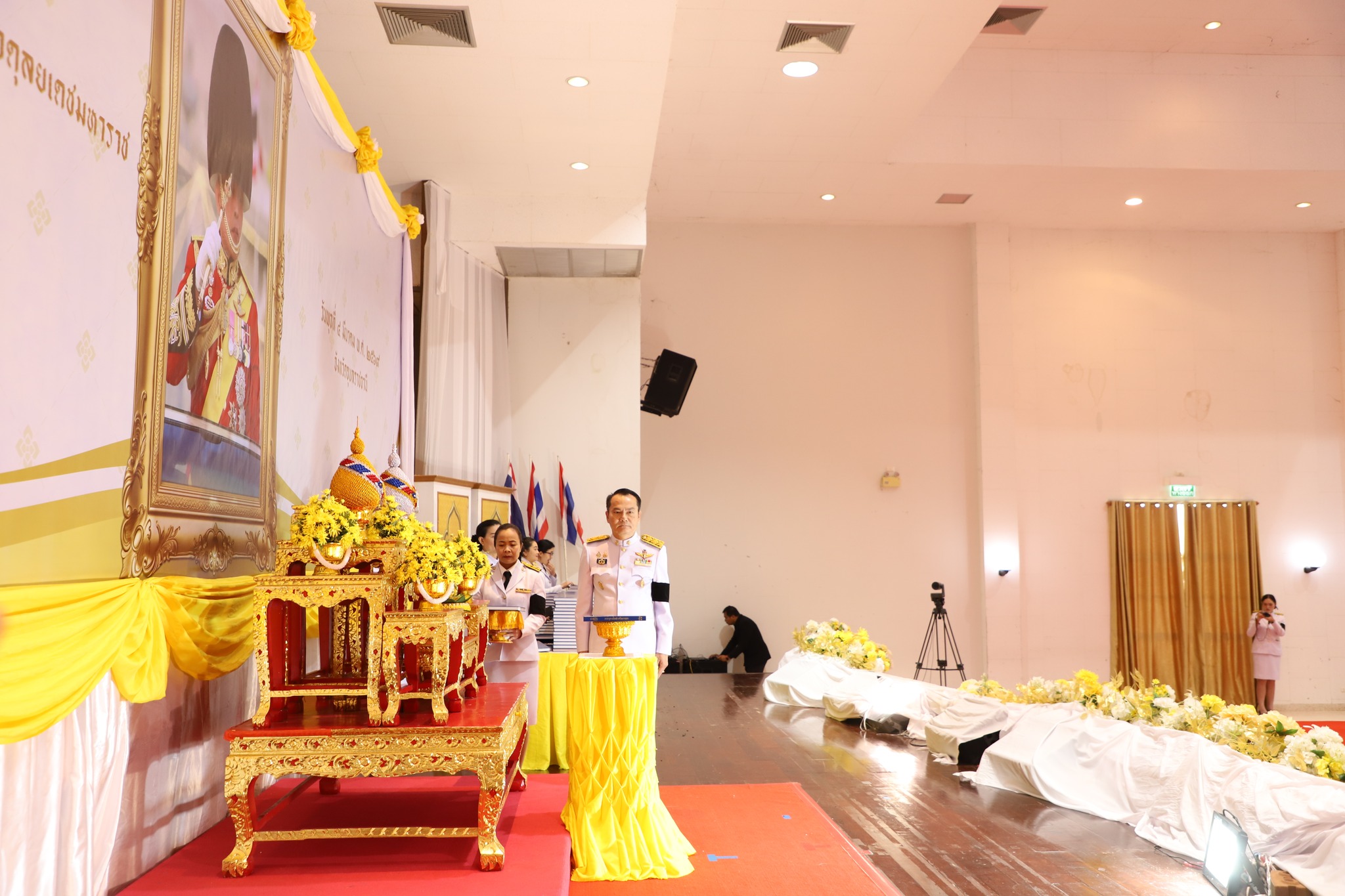 อุบลฯ มอบสารานุกรมไทยสำหรับเยาวชนฯ เล่ม 45 ฉบับพระราชทาน  ขยายผลสร้างองค์ความรู้สู่สถานศึกษาทั่วจังหวัด