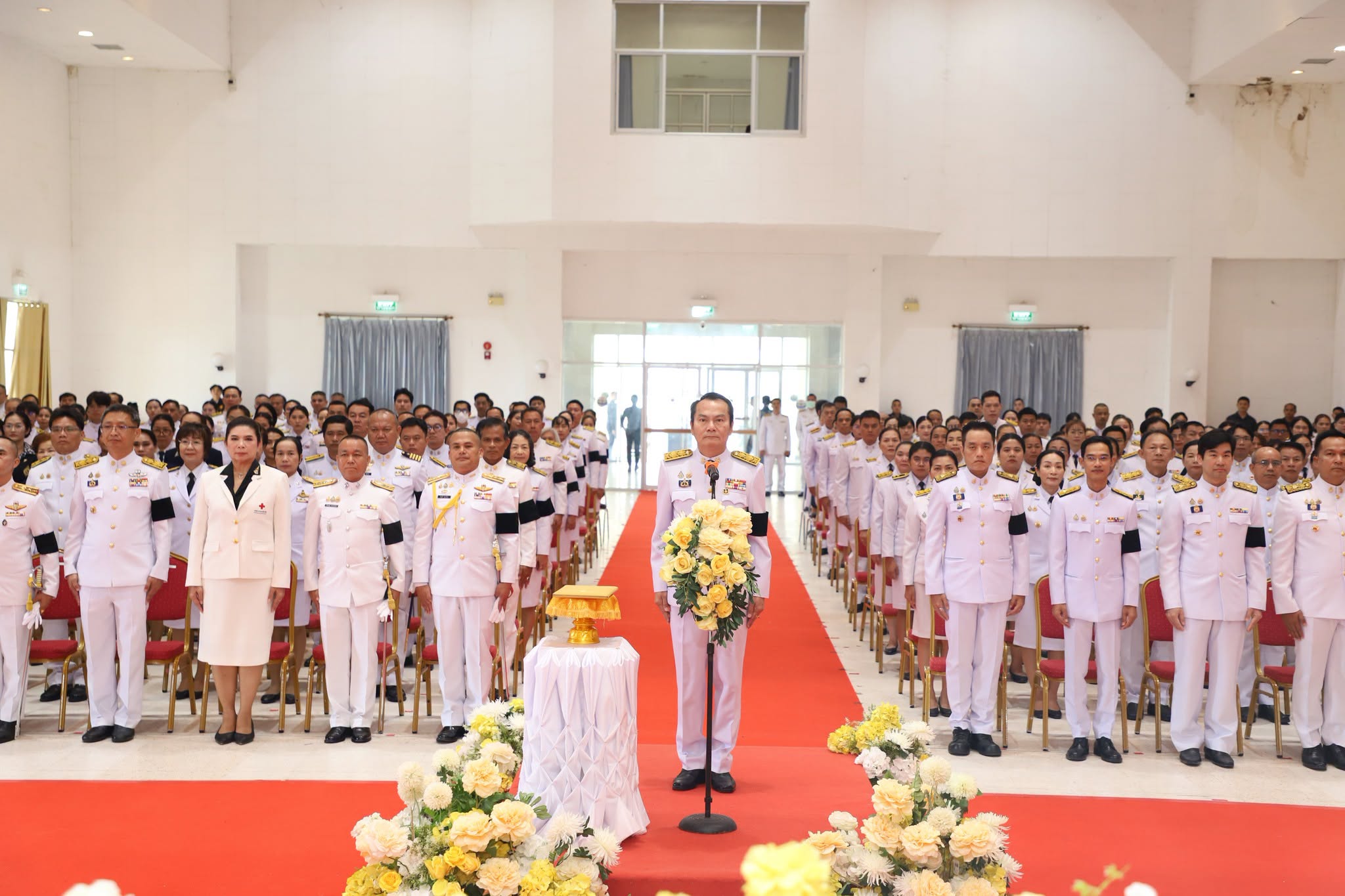 จังหวัดอุบลราชธานี ประกอบพิธีวางพวงมาลาถวายราชสักการะ เนื่องในวันที่ระลึก &ldquo;พระบาทสมเด็จพระจอมเกล้าเจ้าอยู่หัว&rdquo;